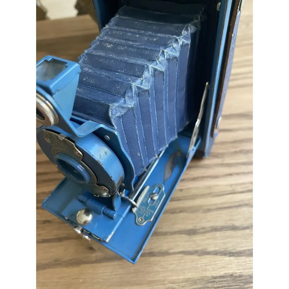 Antique 1920s Kodak Rainbow Hawk-Eye No.2A Folding Model B In Blue